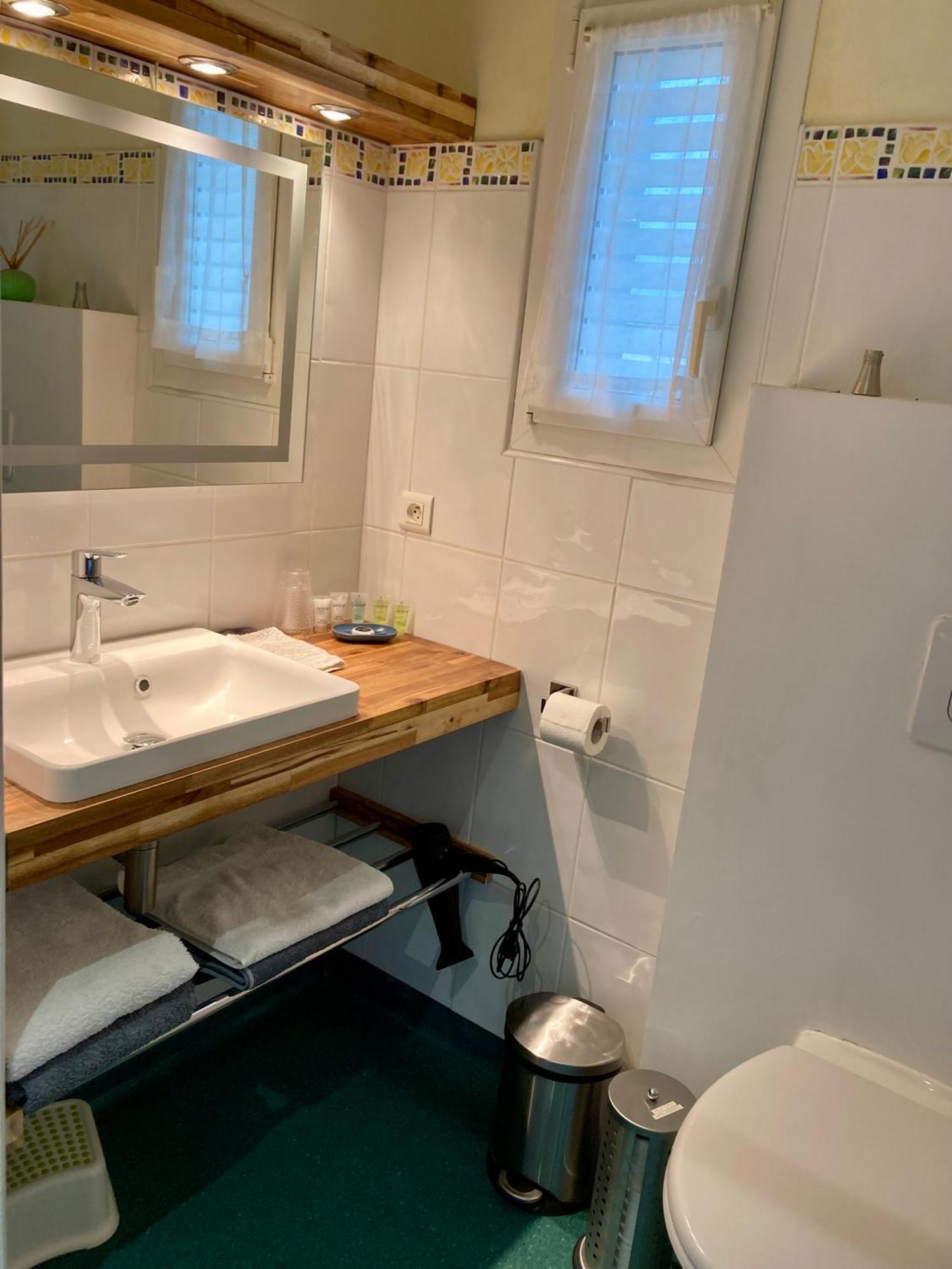 B&b-les Balcons De Maragon