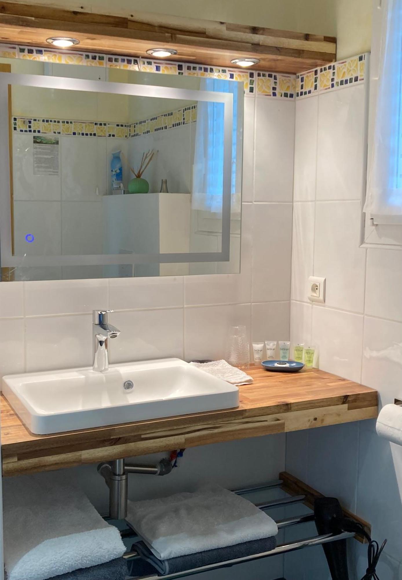B&b-les Balcons De Maragon Bed & Breakfast