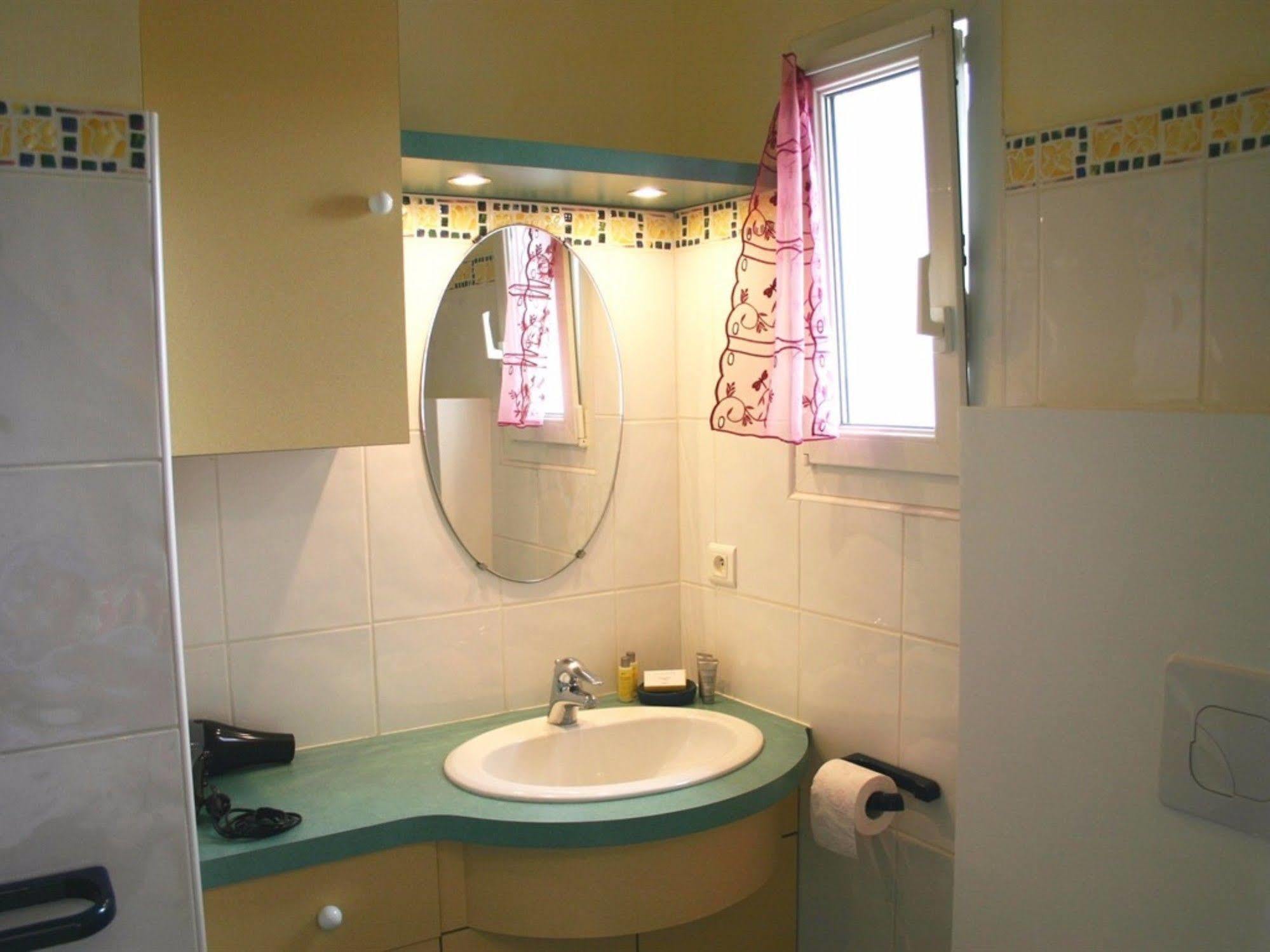 B&b-les Balcons De Maragon 4*